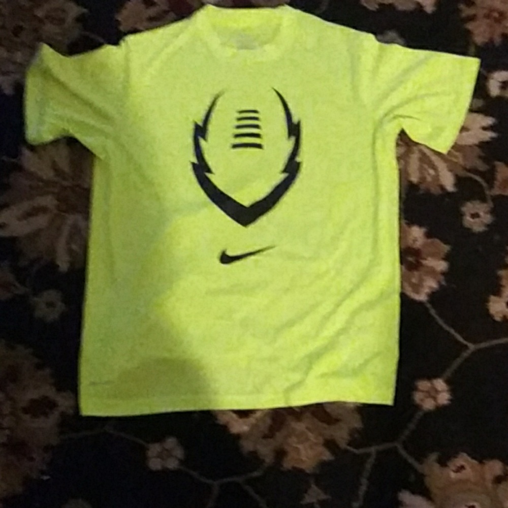 Nike shirt